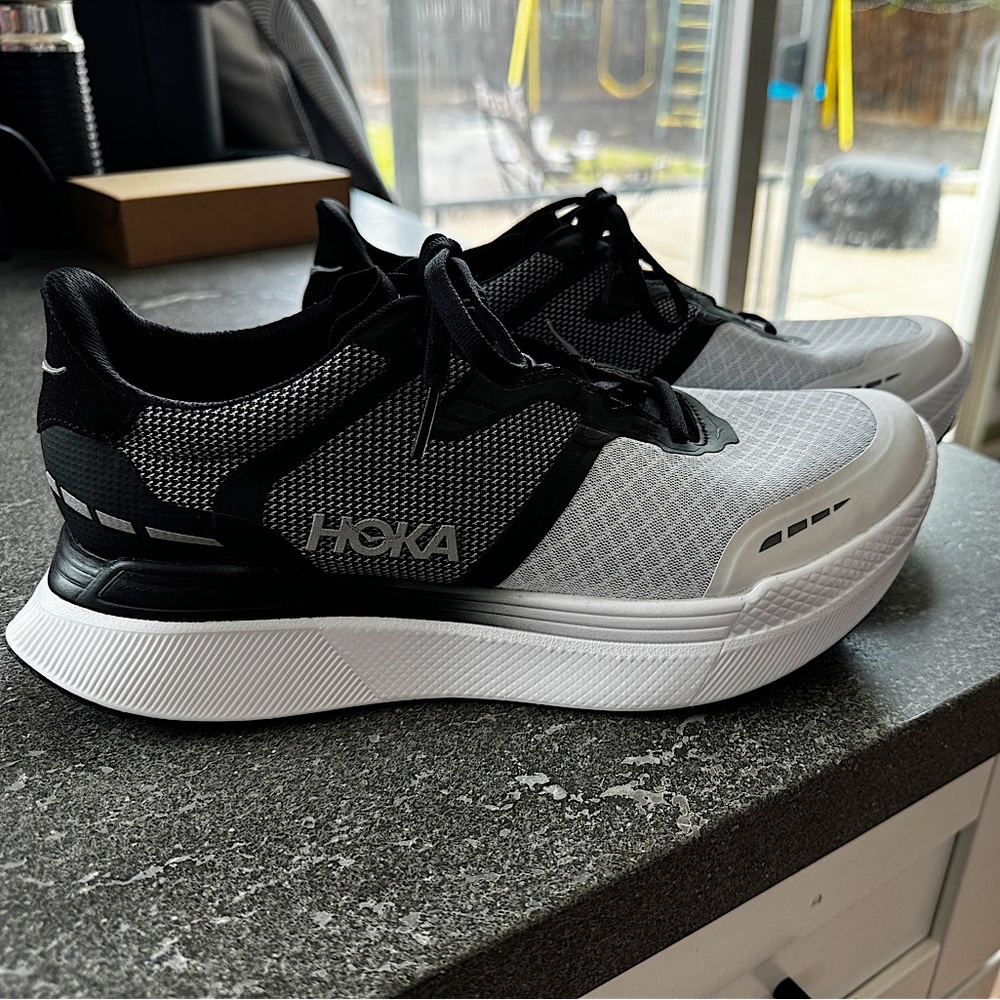 Hoka Transport X Men’s 9 Women’s 10